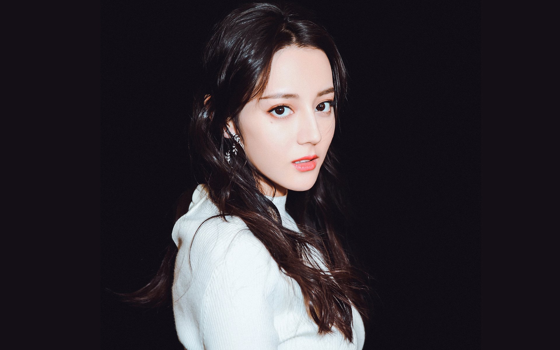 华体会在线下载-PSG教练战术布置遭遇质疑，psg教练helper