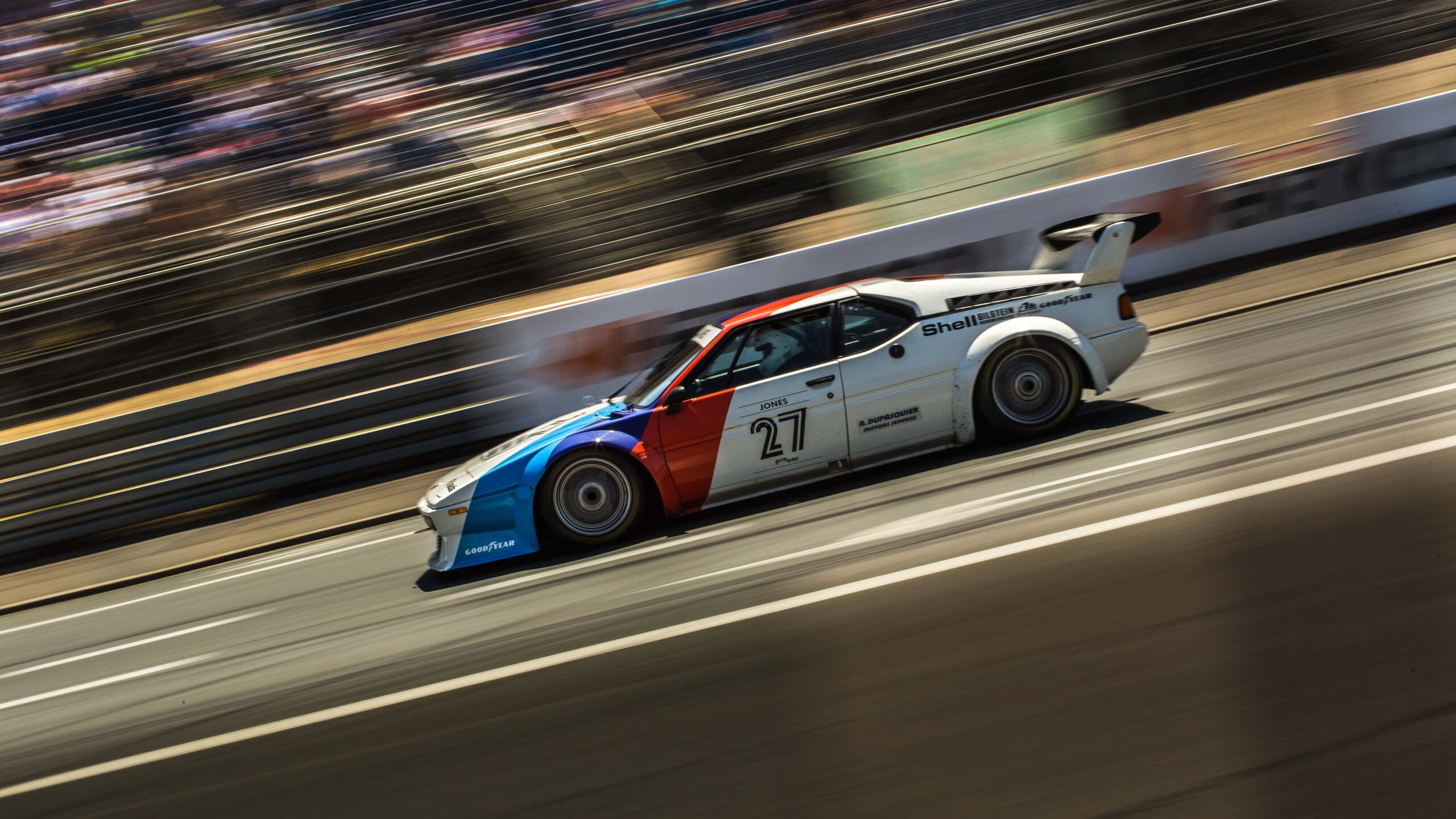 华体会在线-“龙舟赛畅快激情，天府新区迎来速度与力量的较量”