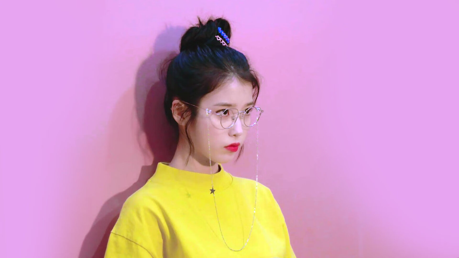 华体会官网-中国女排再度夺冠 连胜五场展现统治力，中国女排夺冠瞬间欢笑与泪水定格